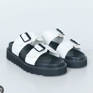 Ma Belle Princess Polly Sandals